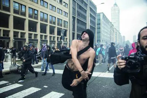 Guerriglia, i due minorenni ai domiciliari (e niente scuola)