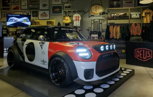 MINI John Cooper Works x Deus Ex Machina: quando velocità e creatività corrono insieme