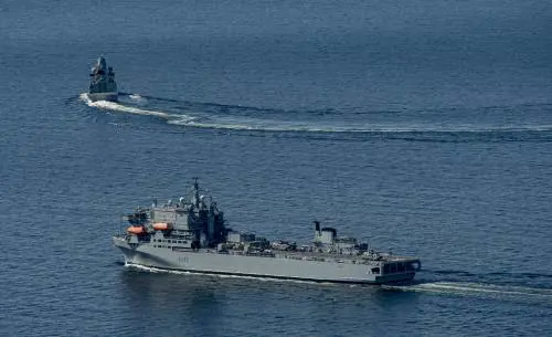 "È una minaccia". Qual è l'isola che può scatenare la guerra tra Nato e Russia