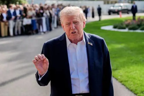 "Forza massima contro Antifa e i terroristi”. Trump ordina l’invio di truppe a Portland