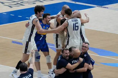 Mattarella celebra il trionfo dell'Italvolley: "Vi aspetto al Quirinale"