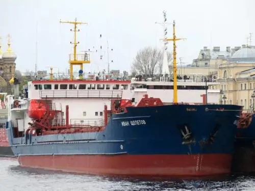 La nave porta droni, l'aereo spia Usa e il sottomarino in avaria: intrigo russo nel cuore del Mediterraneo