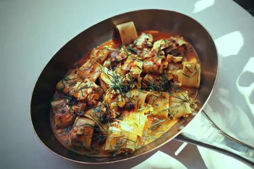 “Sapore di mare”: Soranno e de Chirico tra cucina e memoria