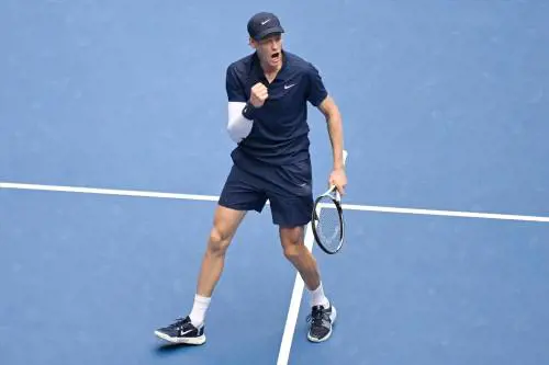 Atp Shanghai, Sinner travolge Altmaier in due set