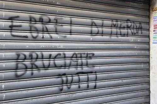 "Ebrei di m..., bruciate tutti". La scritta choc sul panificio kosher