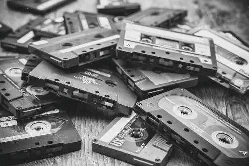 Cassette audio, il grande ritorno: ecco il super nastro capace di memorizzare un gran numero di dati