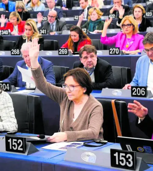 Sospetti e accuse tra alleati. Battibecco Salvini-Tajani