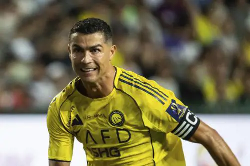 Cristiano Ronaldo è il primo calciatore miliardario della storia: ecco a quanto ammonta il suo patrimonio