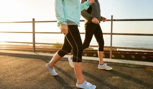 Camminata, 5 falsi miti da sfatare secondo il medico sportivo
