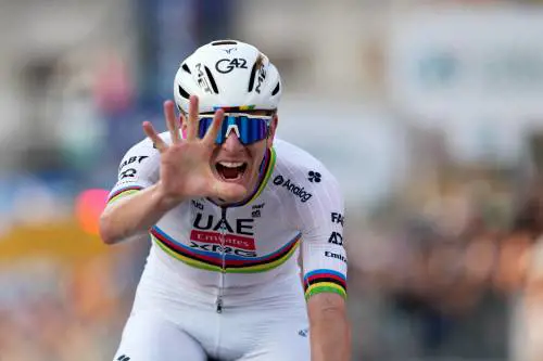 Pogacar supera Coppi