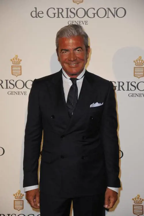 Addio a Cesare Paciotti, il re della scarpa: il designer rock è morto nella sua casa di Civitanova Marche