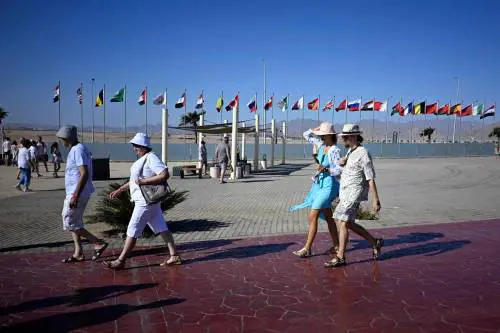 Al vertice della pace Donald e i 20 grandi. E l’Italia accelera sullo Stato palestinese