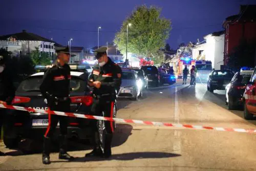 La strage di carabinieri dopo lo sgombero di un casolare nel Veronese