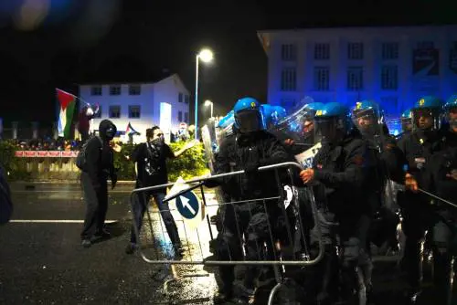 Scontri a Udine per la partita Italia-Israele
