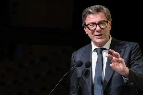 Taglio dell'Irpef e soldi per la sanità