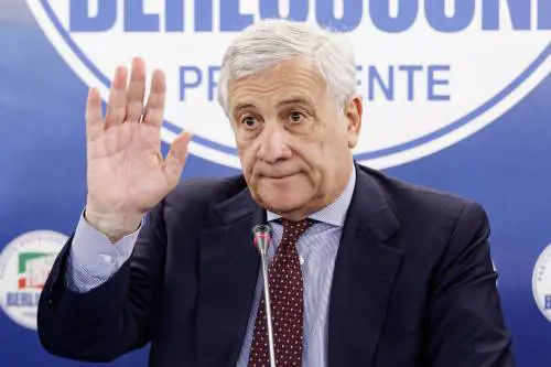 Casa, Forza Italia non molla e va in pressing su Giorgetti