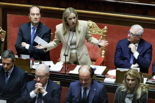 "Non ricordo mobilitazioni per Sallusti e Cerno": la lezione di Meloni alla sinistra sul caso Ranucci