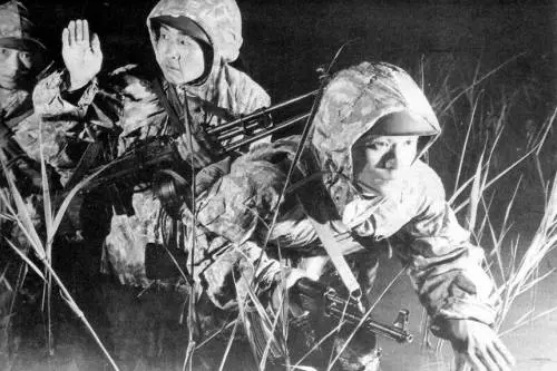 Sottomarini tascabili, uomini rana e mitra Skorpion: la lunga storia dei raid di Pyongyang