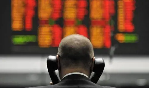 Nella ragnatela bancassurance, tessitore silente del maxiriassetto delle banche