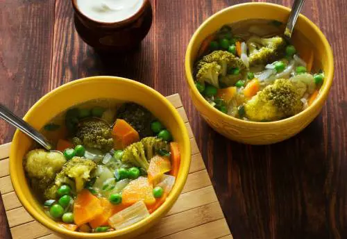 Diabete, 5 zuppe con ingredienti a basso indice glicemico e super salutari