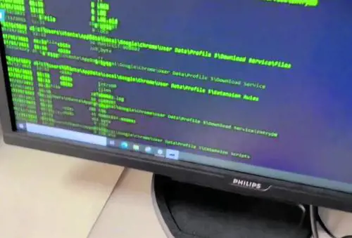 Siti sessisti, caccia (a ostacoli) a domini e gestori fantasma