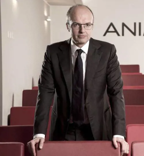 "Mediobanca da oggi inizia a scrivere un nuovo capitolo"