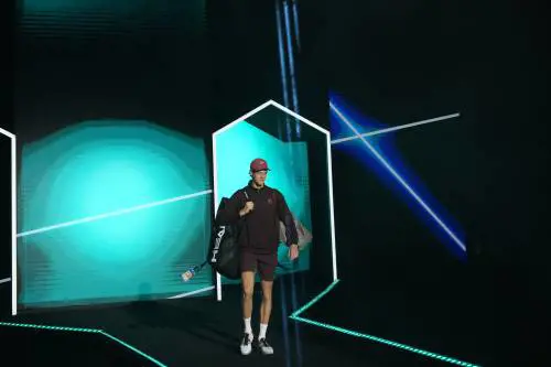 Sinner si risparmia ma sistema Cerundolo. Cresce la voglia di riprendersi il n°1