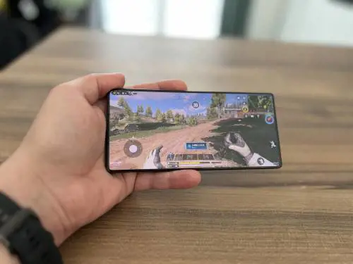 Recensione RedMagic 11 Pro, lo smartphone da gaming raffreddato a liquido