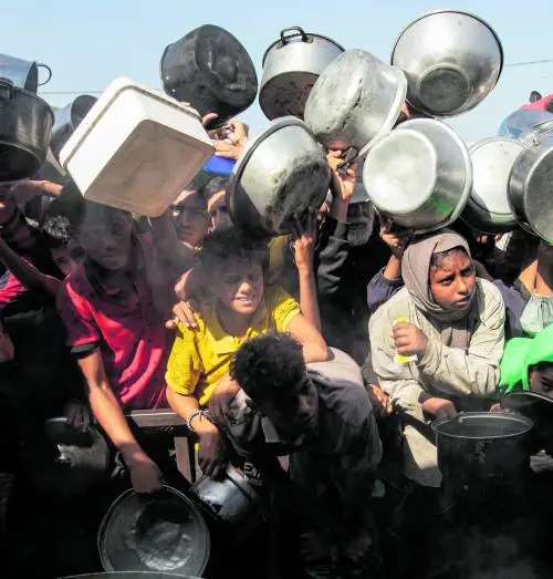 Tregua in bilico, idea Usa: corridoio di fuga per i miliziani di Hamas 