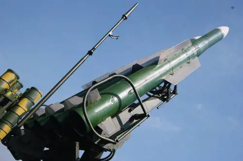 Il Venezuela schiera i missili russi Buk-M2E: il nuovo scudo nel cielo dei Caraibi