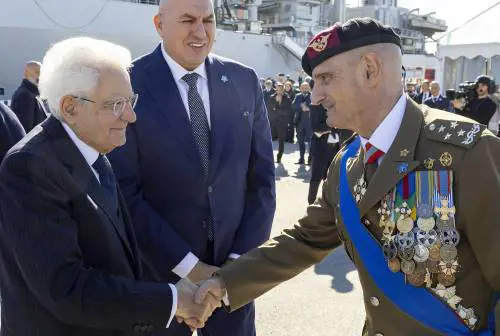Mattarella: uniti contro la Russia. Crosetto: riformare le forze armate