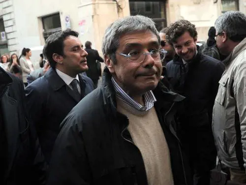 Appalti truccati nella sanità, chiesti gli arresti di Cuffaro e dell'ex ministro Romano