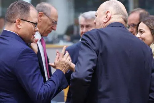 Ue, c'è l'intesa sul "green deal": -90% delle emissioni al 2040. Ma con flessibilità