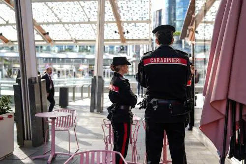 Gae Aulenti "sorvegliata speciale": poliziotti e carabinieri in pattuglia