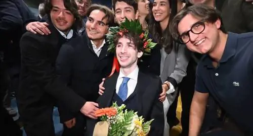 La rivincita di Mauro Glorioso, lo studente colpito dalla bicicletta si è laureato in Medicina