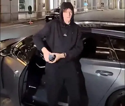 Sinner arriva a Torino con l'Audi RS6 ABT Legacy Edition: perché ha scelto questa auto