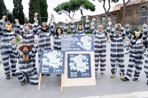 "Uniti per la lotta alle dipendenze"