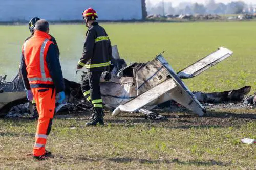 Precipita ultraleggero nel Ferrarese, muore il pilota