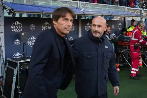 Napoli irriconoscibile, il Bologna sale in "business class"