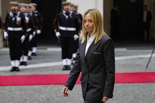 Garante, Meloni: "Se non si fida la sinistra...". FdI: “Favorevoli allo scioglimento”