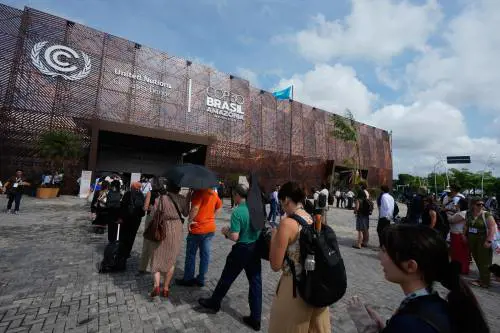 Le contraddizioni della Cop30: la conferenza green va a gasolio