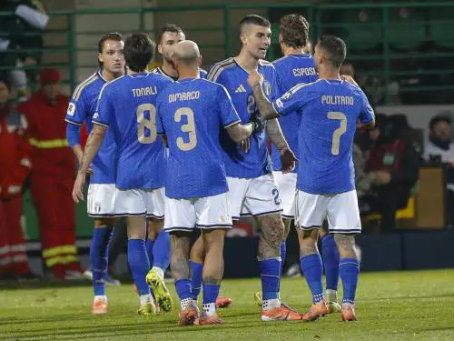 L'Italia non brilla ma supera 2-0 la Moldova: Azzurri con la testa già ai playoff