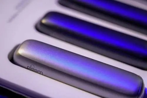 Ploom Aura, il tabacco incontra l’innovazione: arriva in Italia il nuovo device di JTI