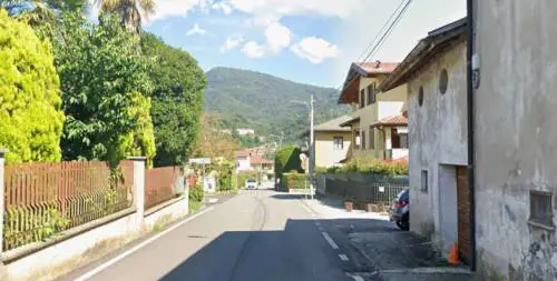 Uccide la moglie a coltellate in casa. L'orrore dell'80enne nel Varesotto