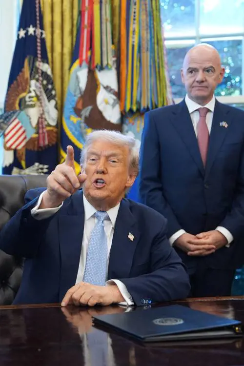 Epstein, Maduro, gli F-35 all'Arabia Saudita. Trump a ruota libera: "Non escludo nulla"