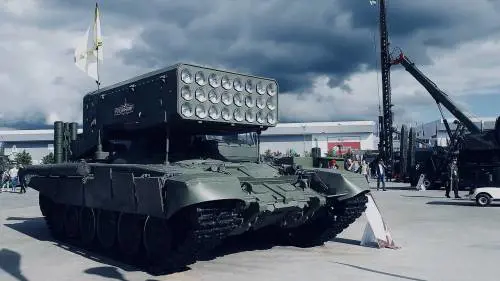 Mosca rilancia i Solntsepek: ecco cosa fa il nuovo sistema TOS-1A