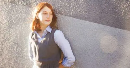 Gilet in maglia e camicia, la combo di tendenza. 5 idee a cui ispirarvi