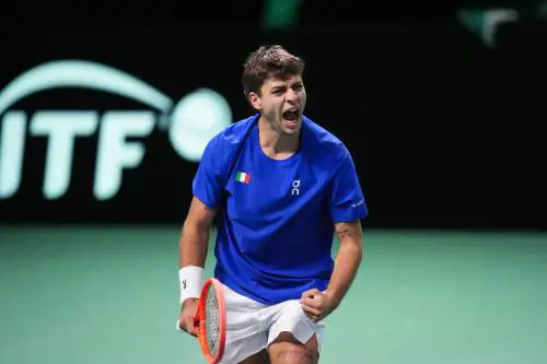 Coppa Davis, l'Italia vola in finale: epico Cobolli, Belgio sconfitto 2-0