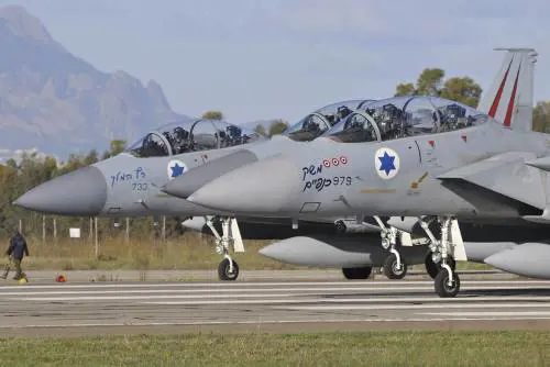 Raid israeliano a Beirut: nel mirino il numero due di Hezbollah