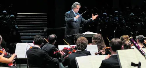 "Il nostro patrimonio va difeso da eccessi di cantanti e registi Inclusi quelli italiani"